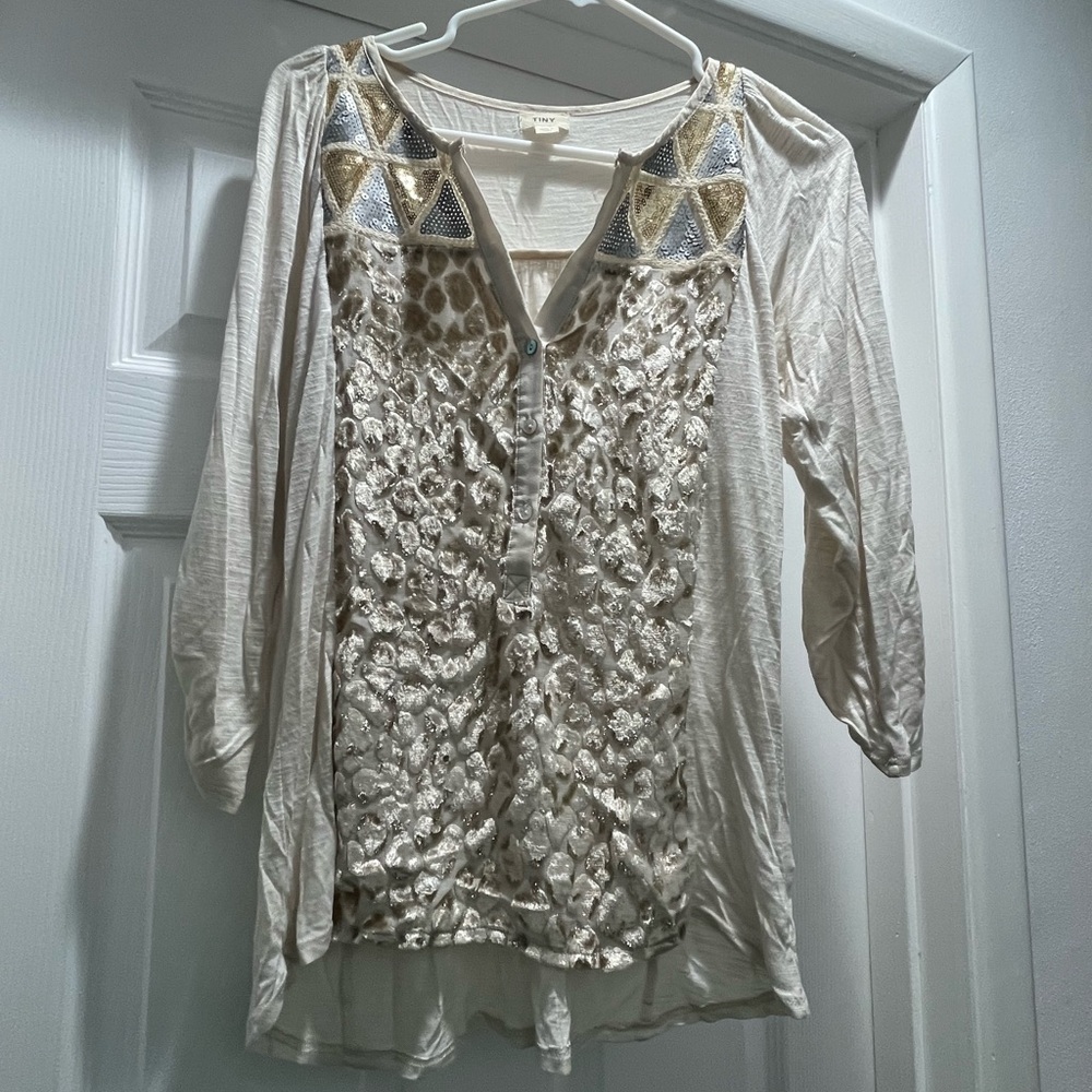 Elegant Cream Patterned Women's Top